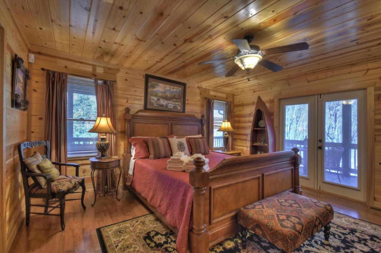 Mountain Creek Lodge Ellijay Exterior photo